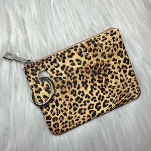 O VENTURE Mini Pouch - Women’s Mini Purse - Cheetah Silicone - EUC